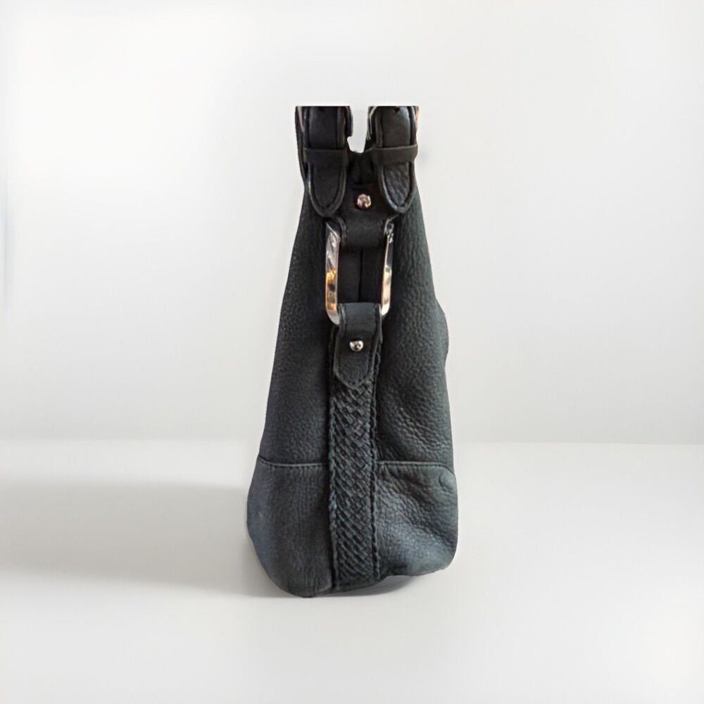 Aimee Kestenberg Black Pebbled Shoulder Bag Zip Closure Adjustable Strap Charm - Picture 3 of 11